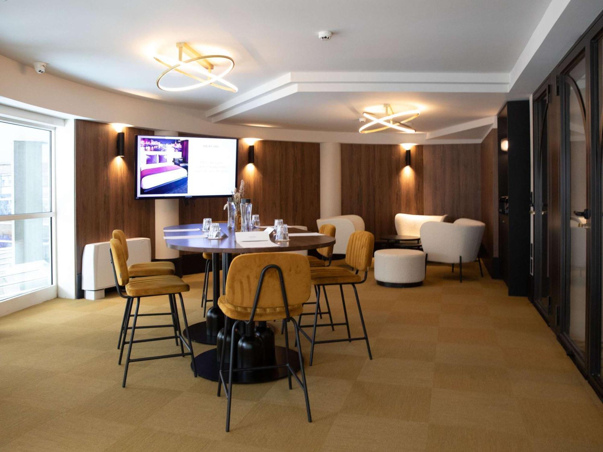 Hôtel Mercure Lyon Centre Charpennes Villeurbanne Exterior foto