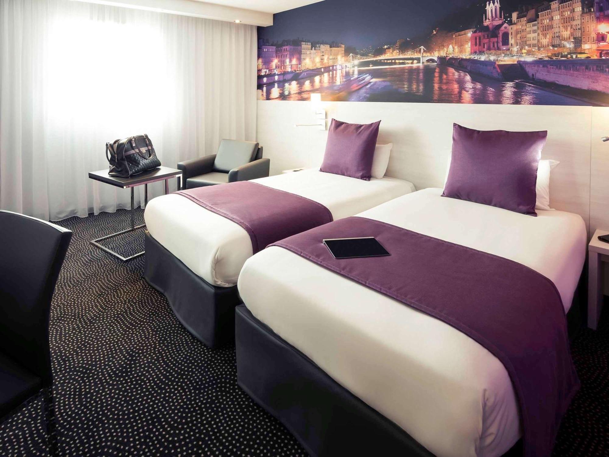 Hôtel Mercure Lyon Centre Charpennes Villeurbanne Exterior foto